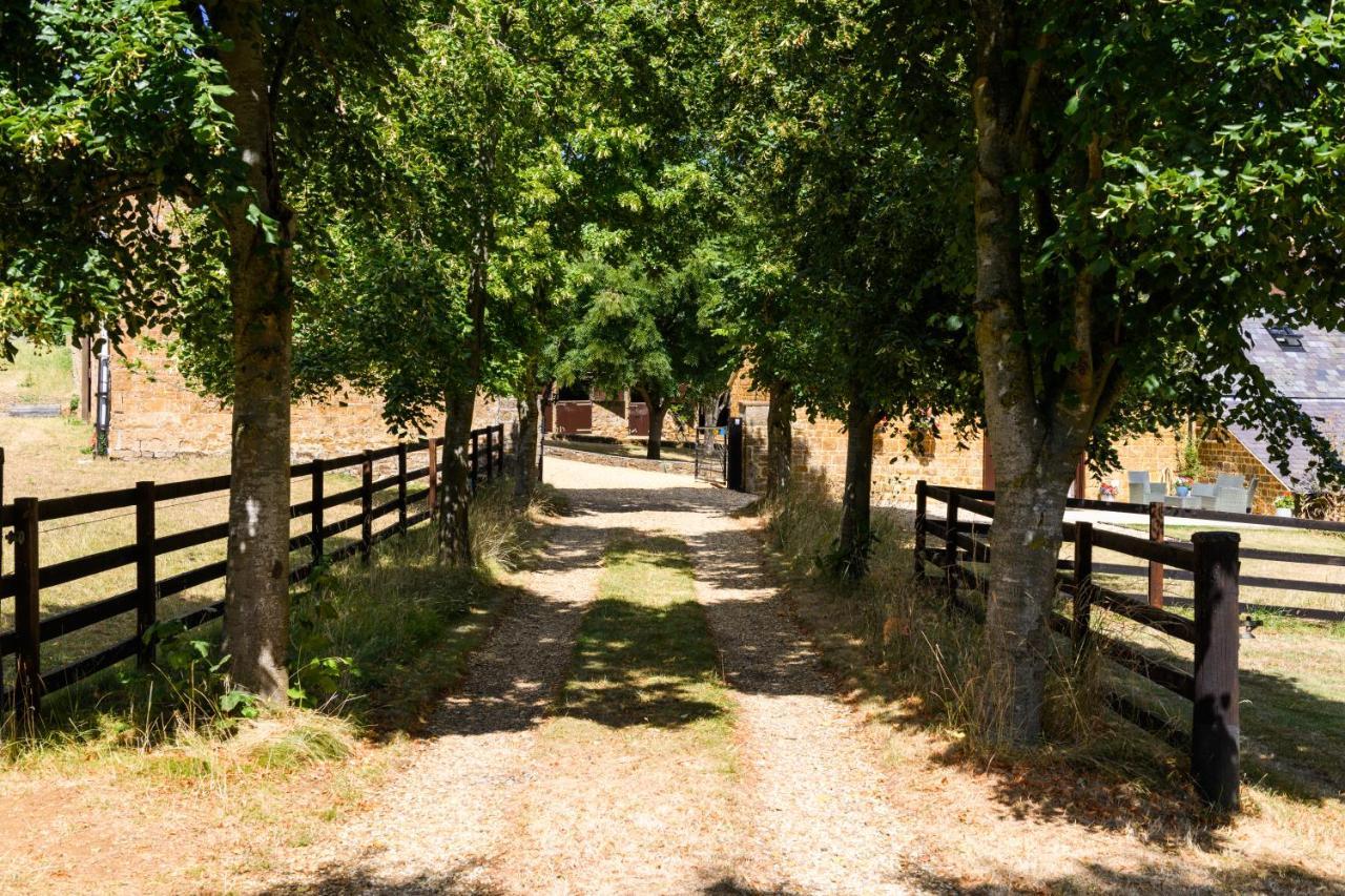 Villa The Barn @ Laurel Farm Shotteswell Exterior foto